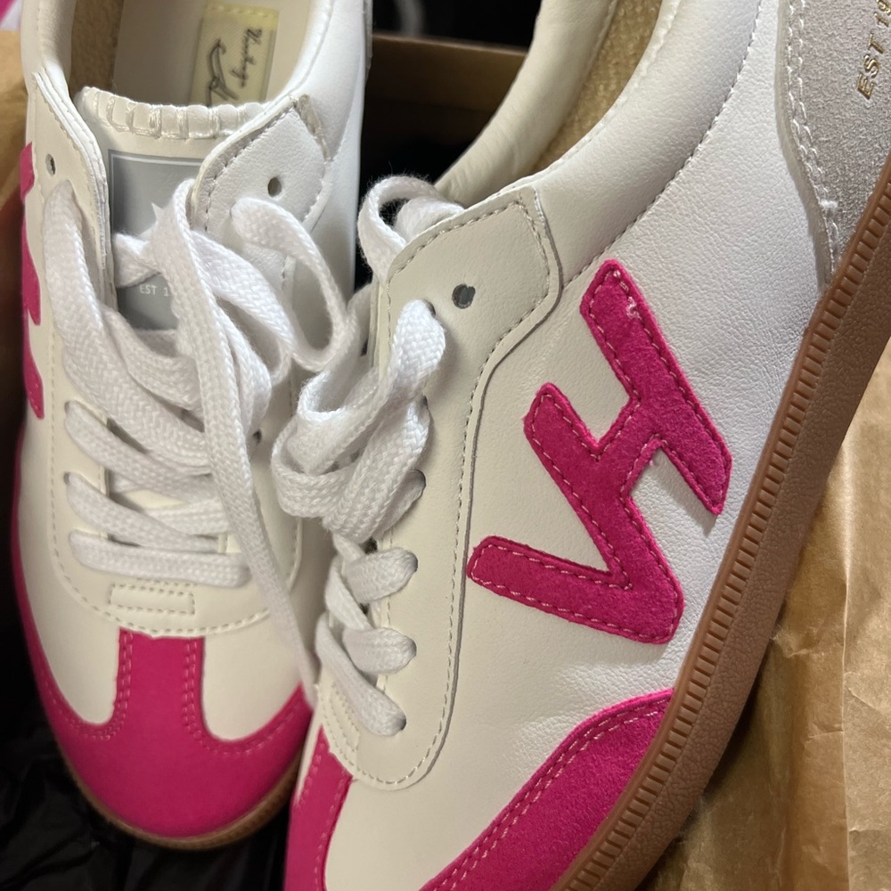 Vintage Havana Crisp 12 in Neon Pink. White and Pink Sneakers